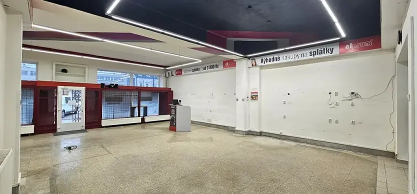 Pronájem obchodního prostoru, Letovice, Masarykovo náměstí, 330 m2