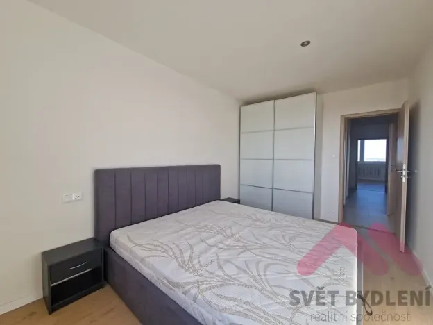 Pronájem bytu 3+kk, Praha - Bohnice, Hlivická, 72 m2
