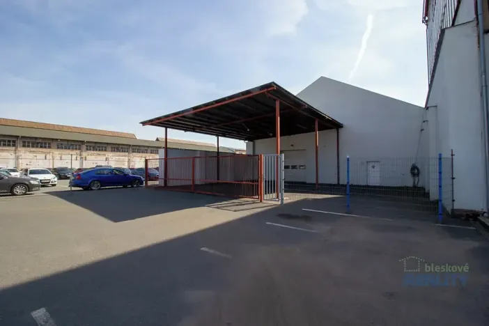 Pronájem výrobních prostor, Brandýs nad Labem-Stará Boleslav, 345 m2