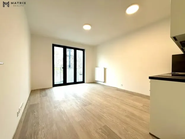 Pronájem bytu 2+kk, Praha - Libeň, Zenklova, 60 m2