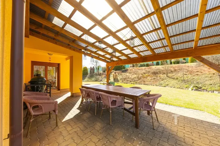 Prodej rodinného domu, Lipová-lázně, 232 m2