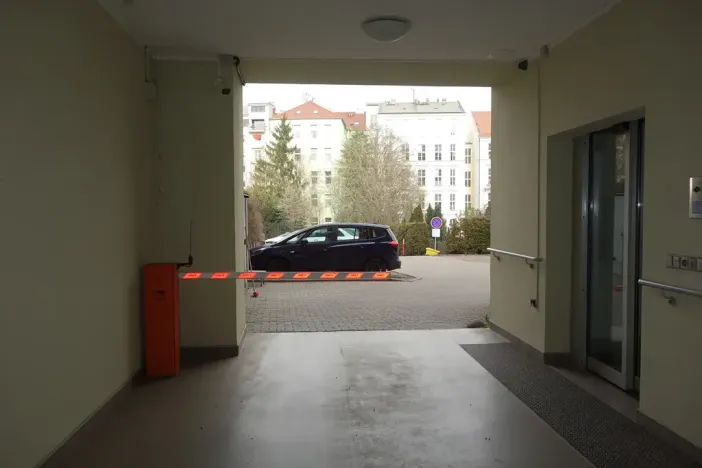 Pronájem obchodního prostoru, Brno, Údolní, 104 m2