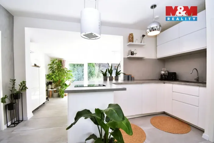 Prodej rodinného domu, Panenské Břežany, Strmá, 73 m2
