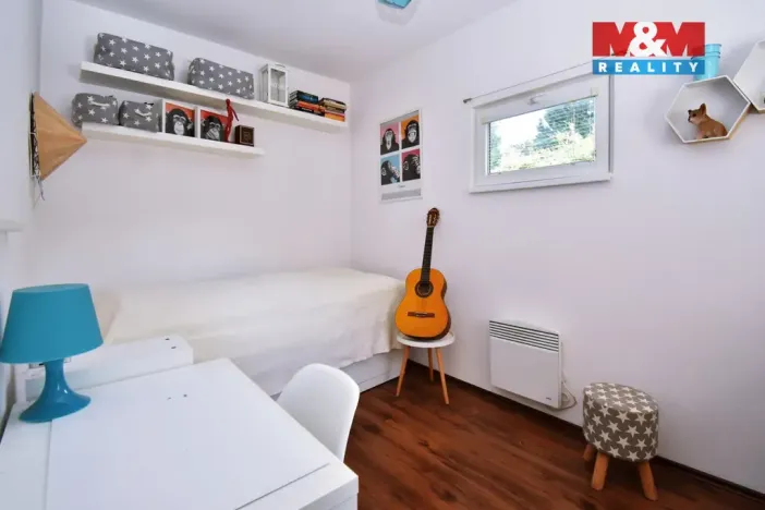 Prodej rodinného domu, Panenské Břežany, Strmá, 73 m2