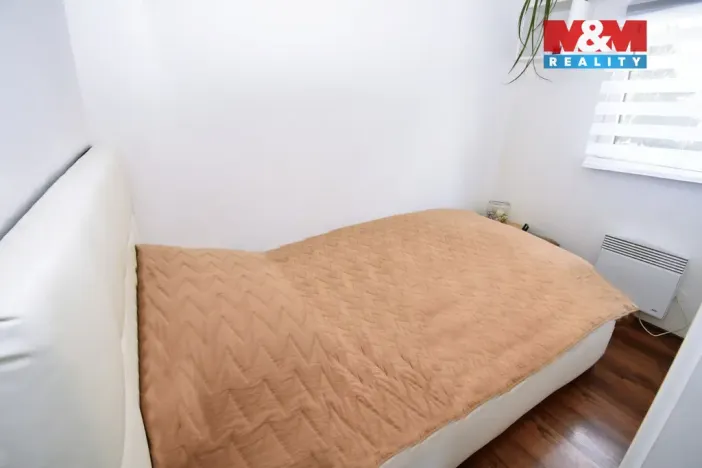 Prodej rodinného domu, Panenské Břežany, Strmá, 73 m2
