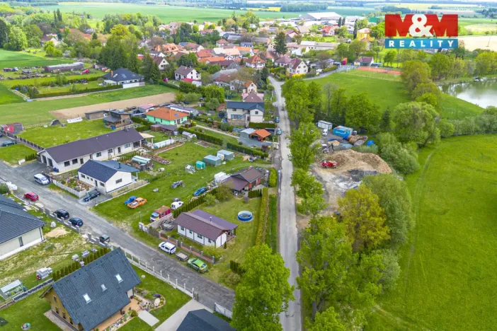 Prodej pozemku pro bydlení, Nepoměřice, 923 m2