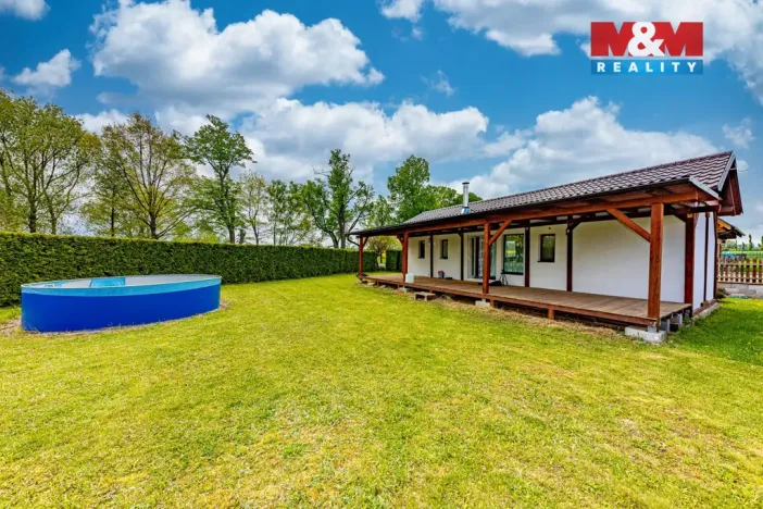 Prodej pozemku pro bydlení, Nepoměřice, 923 m2