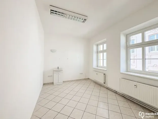 Pronájem komerční nemovitosti, Olomouc, Ostružnická, 84 m2