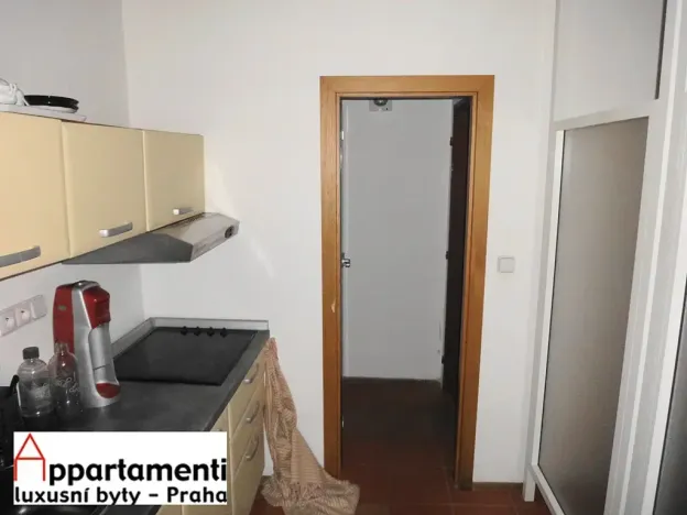 Prodej kanceláře, Praha, 109 m2