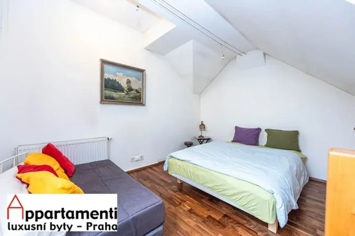 Prodej bytu 2+1, Praha - Nové Město, Ječná, 68 m2
