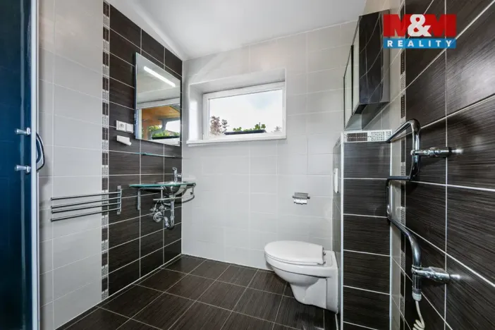 Prodej rodinného domu, Zruč-Senec - Senec, Sportovní, 185 m2