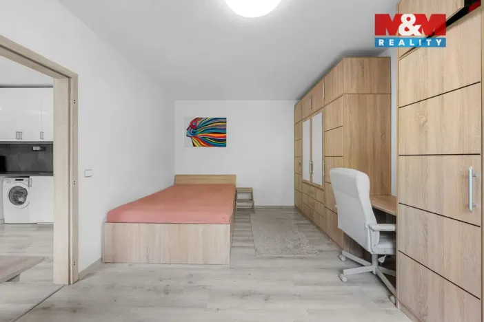 Prodej bytu 1+1, Ústí nad Labem - Severní Terasa, Maková, 33 m2