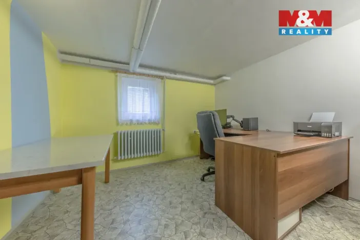 Prodej rodinného domu, Hrdlořezy, 229 m2