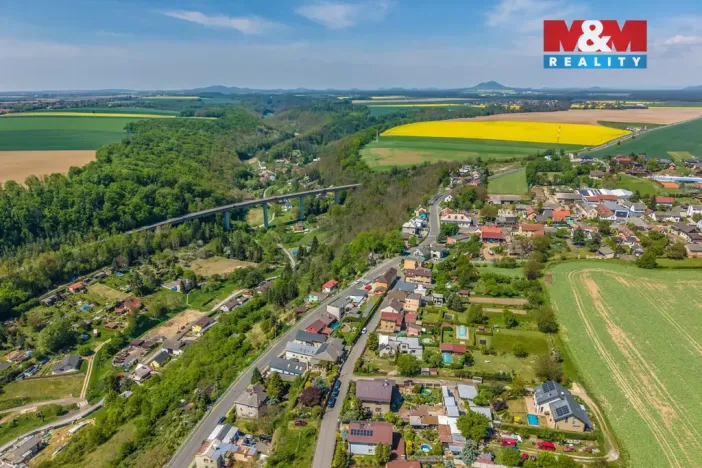 Prodej rodinného domu, Hrdlořezy, 229 m2