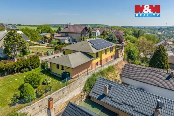 Prodej rodinného domu, Hrdlořezy, 229 m2