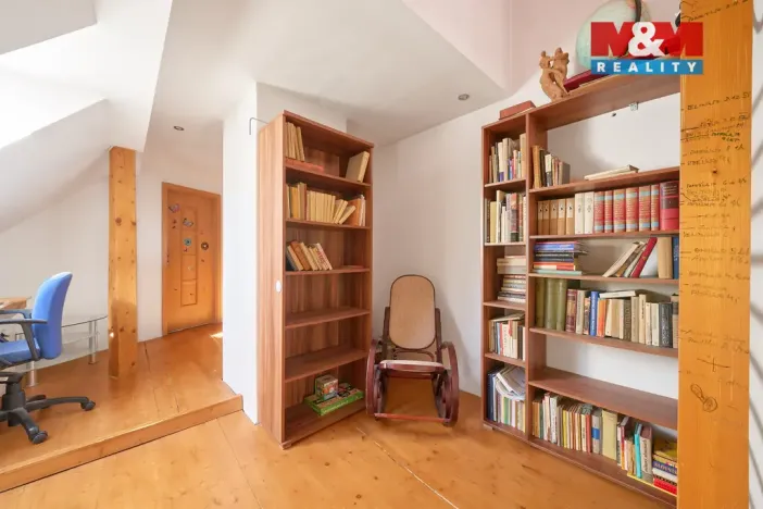 Prodej rodinného domu, Červený Kostelec, Jiráskova, 380 m2