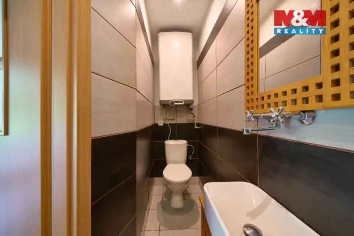 Prodej rodinného domu, Červený Kostelec, Jiráskova, 380 m2