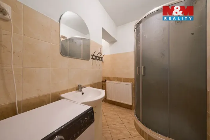 Prodej rodinného domu, Červený Kostelec, Jiráskova, 380 m2