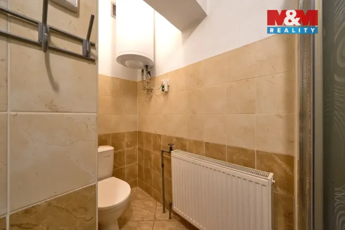 Prodej rodinného domu, Červený Kostelec, Jiráskova, 380 m2