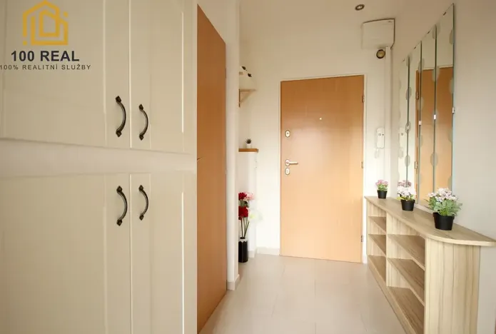 Pronájem bytu 1+1, Hradec Králové, Exnárova, 35 m2