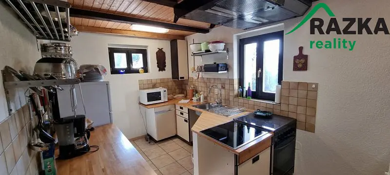 Prodej rodinného domu, Hřensko, 400 m2