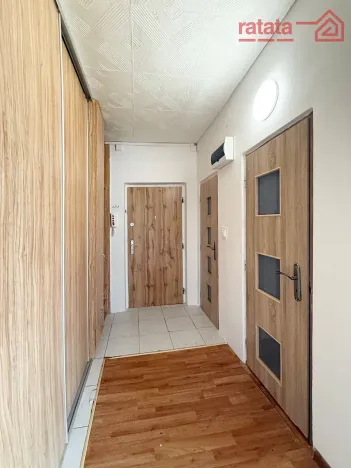 Pronájem bytu 2+1, Kadaň, Chomutovská, 56 m2