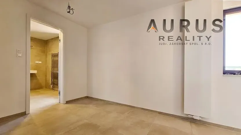 Pronájem bytu 2+kk, Praha - Nusle, Bělehradská, 107 m2