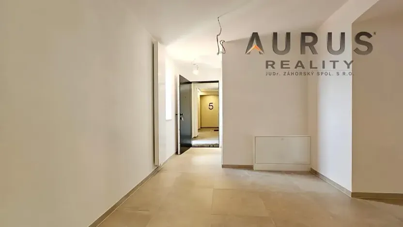 Pronájem bytu 2+kk, Praha - Nusle, Bělehradská, 107 m2
