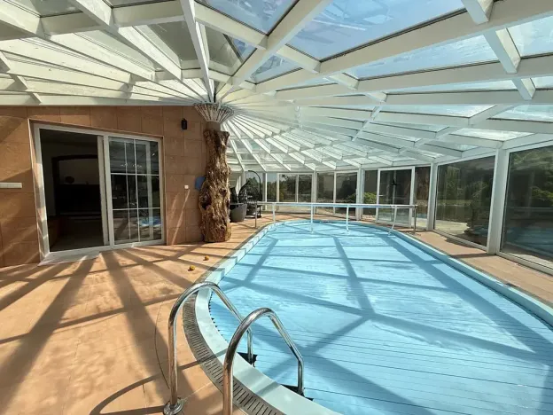 Pronájem vily, Nový Knín, 450 m2