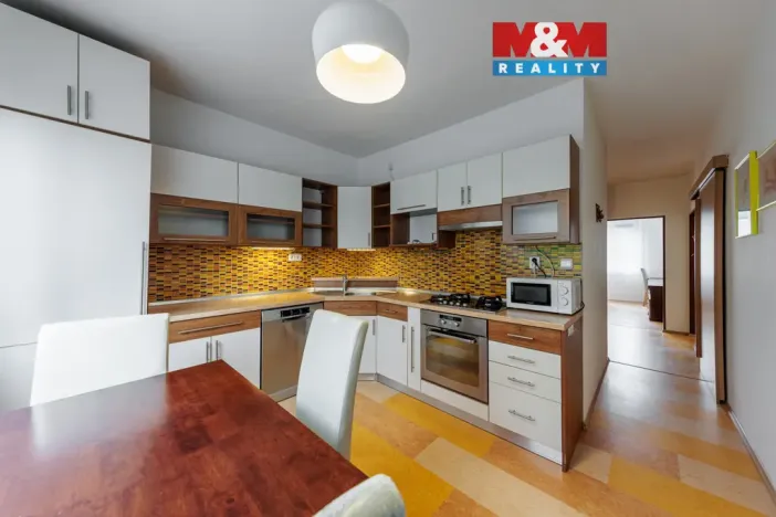 Prodej bytu 3+1, Sokolov, Slovenská, 76 m2