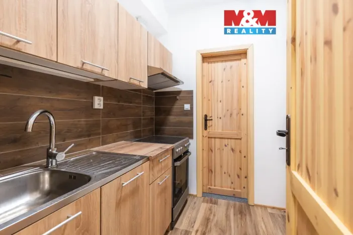 Pronájem obchodního prostoru, Otrokovice - Kvítkovice, tř. Osvobození, 53 m2