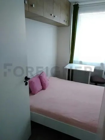 Pronájem bytu 2+kk, Hradec Králové, Hradecká, 31 m2
