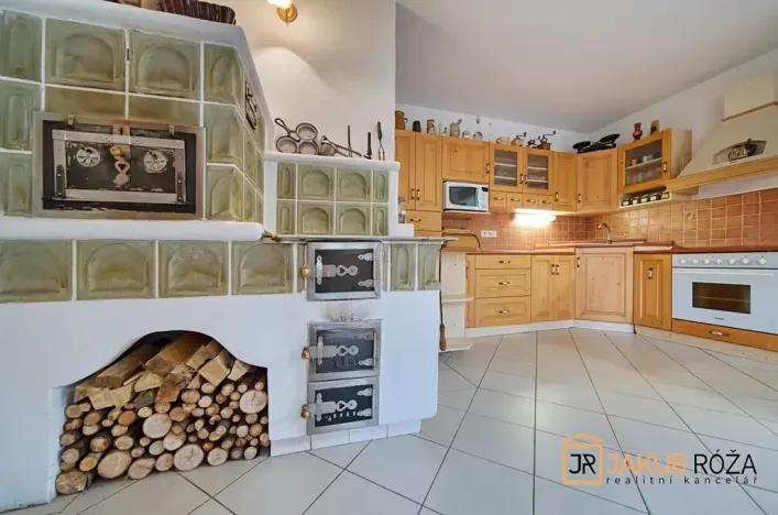 Prodej chaty, Vrchlabí, Kněžice, 152 m2