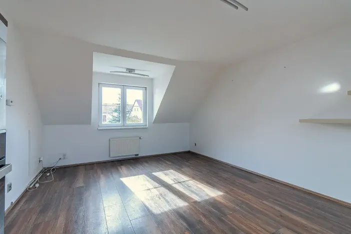 Pronájem bytu 3+kk, Holubice - Kozinec, Tisová, 83 m2
