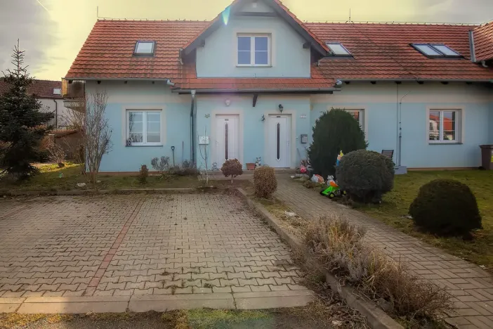 Pronájem bytu 3+kk, Holubice - Kozinec, Tisová, 83 m2