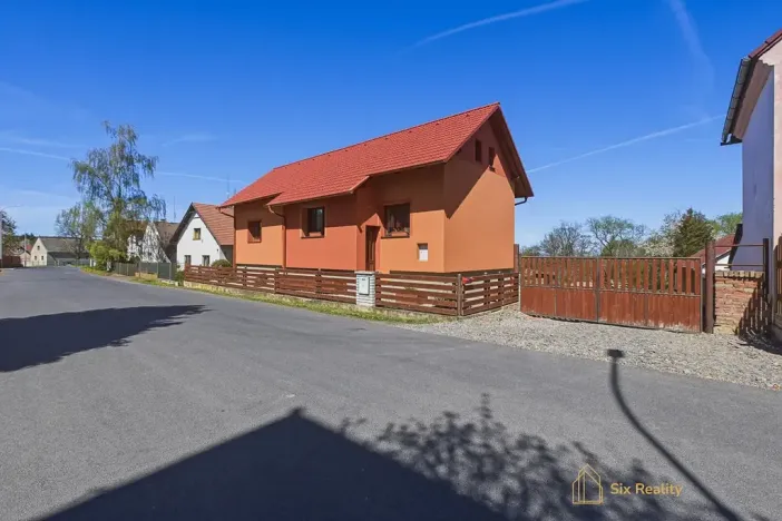 Prodej rodinného domu, Zavidov, 261 m2