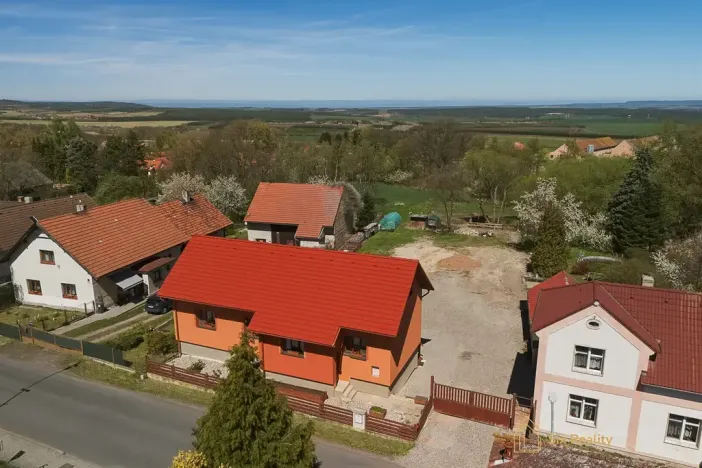 Prodej rodinného domu, Zavidov, 261 m2
