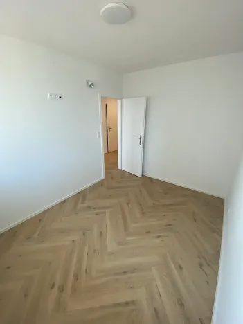 Pronájem bytu 2+kk, Praha - Vršovice, Moskevská, 48 m2