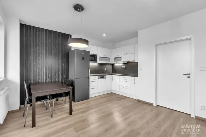 Pronájem bytu 2+kk, Hradec Králové, Ve Stromovce, 66 m2