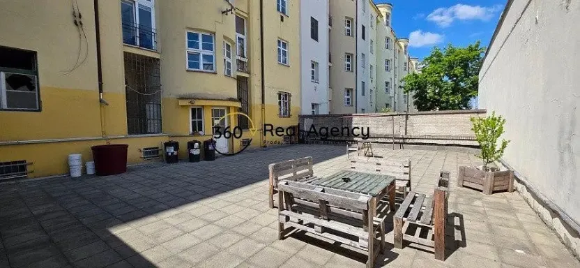Pronájem bytu 2+kk, Praha - Nusle, 5. května, 55 m2