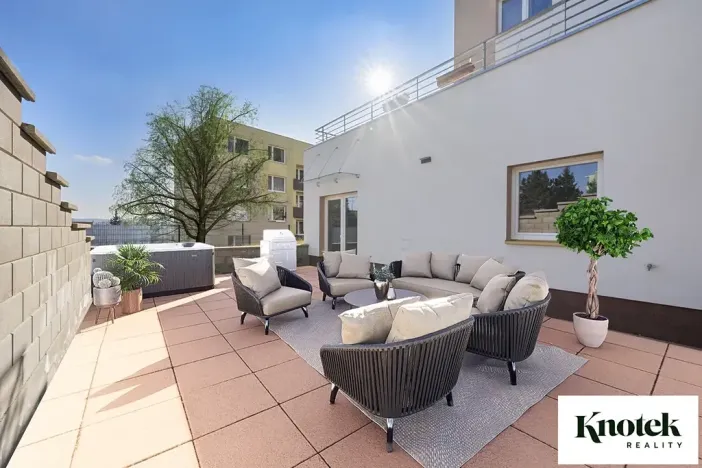 Prodej bytu 3+kk, Tišnov, Dřínová, 111 m2