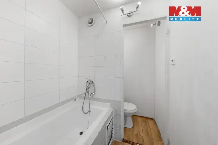 Prodej bytu 1+1, Ústí nad Labem - Neštěmice, Na Výšině, 35 m2