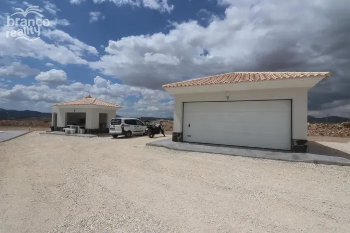 Prodej rodinného domu, Pinoso, Alicante, Španělsko, 180 m2
