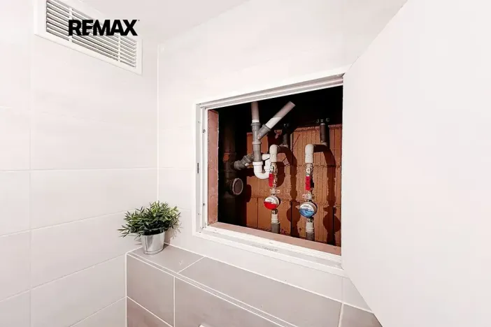 Pronájem obchodního prostoru, Neslovice, Lesní, 66 m2