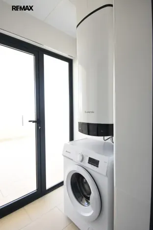 Prodej bytu 3+kk, San Miguel de Salinas, Španělsko, Calle Mozart, 95 m2