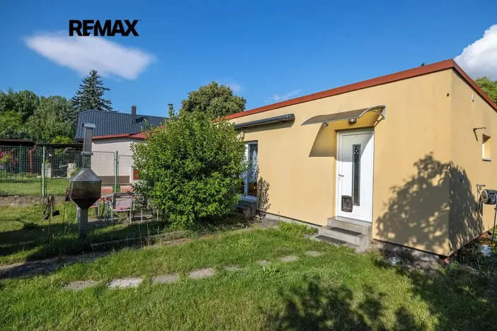 Prodej rodinného domu, Káraný, 50 m2