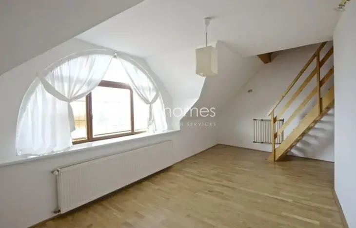 Pronájem vily, Praha - Střešovice, Nad hradním vodojemem, 350 m2