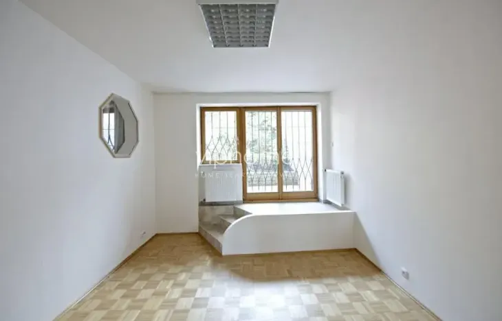 Pronájem vily, Praha - Střešovice, Nad hradním vodojemem, 350 m2