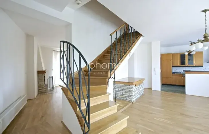 Pronájem vily, Praha - Střešovice, Nad hradním vodojemem, 350 m2