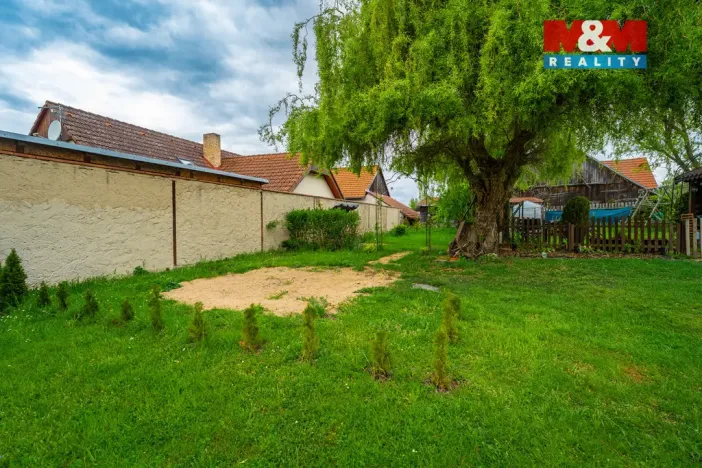 Prodej bytu 1+1, Dymokury - Svídnice, 31 m2